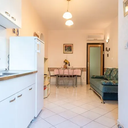 Lia ドゥブロブニク