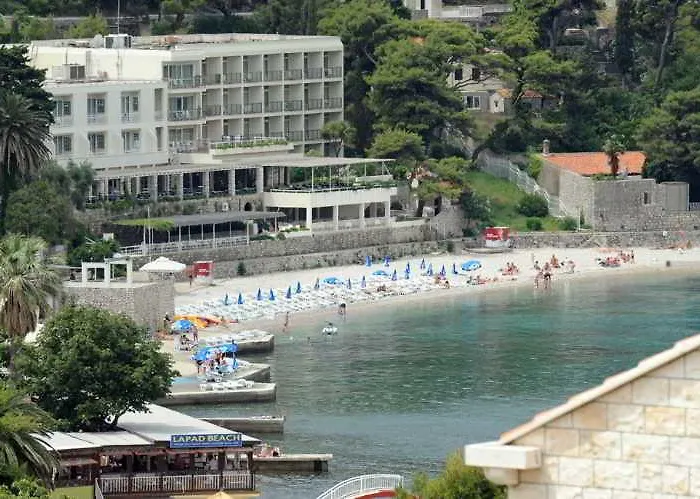 Lia دوبروفينك