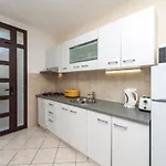 Lia