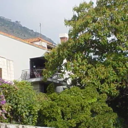 Lia Διαμέρισμα *